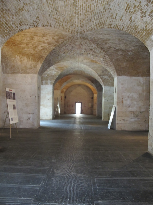 Day3 - 59 inside the barracks 17-Jan-2010